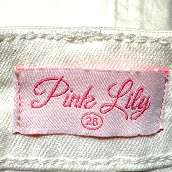 Pink Lily 5 Pocket Raw Hem Mid Rise Shorts White Size 28 / Medium - Picture 5 of 6